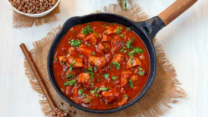 Kiedy dodać mąkę do sosu mięsnego, aby był gęsty: radziecki przepis