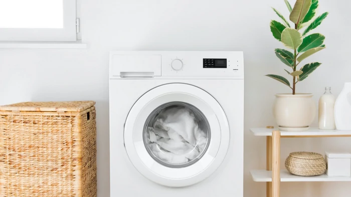 Mogą „zabić” pralkę i ubrania: lista 9 rzeczy