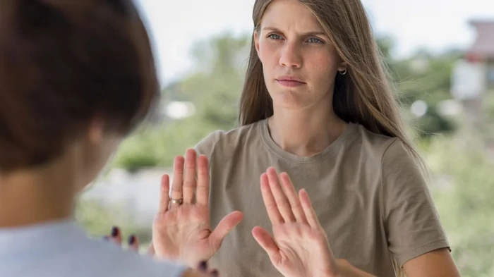 Wampiry energetyczne: jak je rozpoznać i jak się chronić?